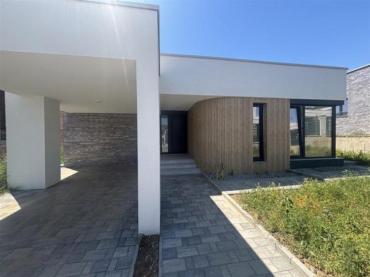 Casă cu 3 camere cu Teren 570 Mp în Dealuri Oradea