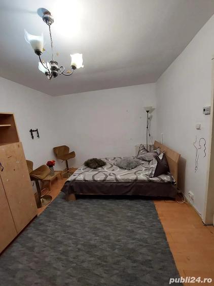 Garsonieră decomandată în Central