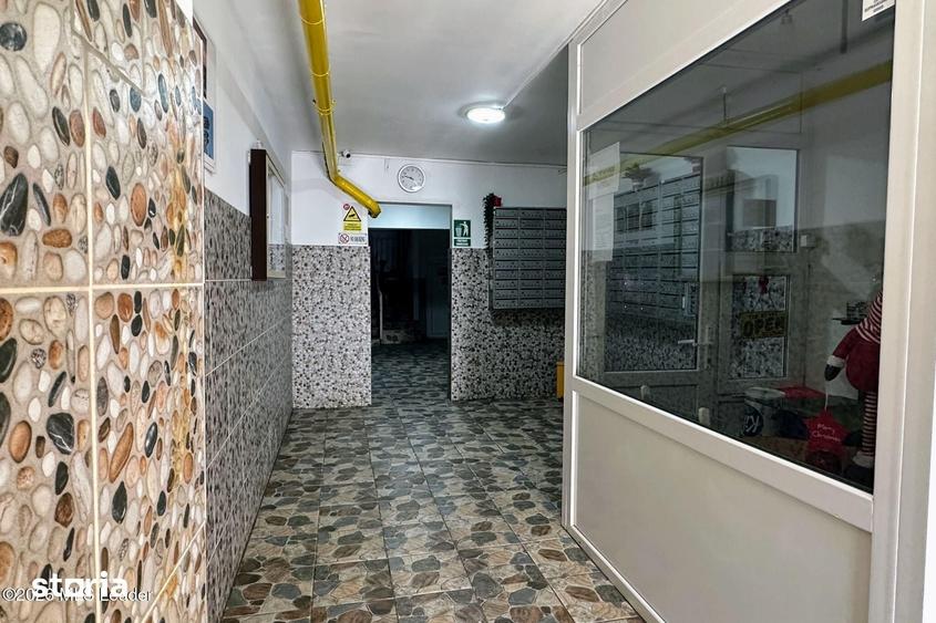 Apartament cu 3 camere, mobilat în Vitan