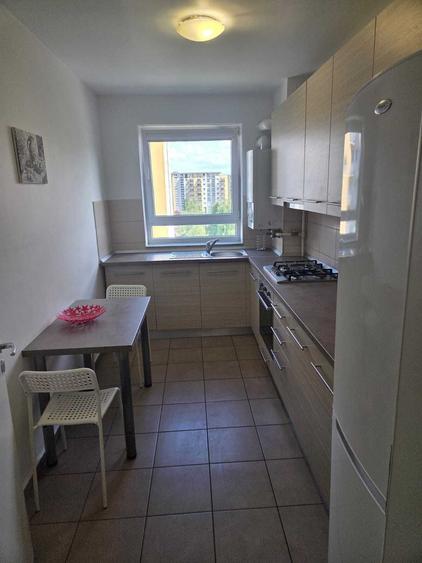 Apartament cu 2 camere decomandat în Avantgarden