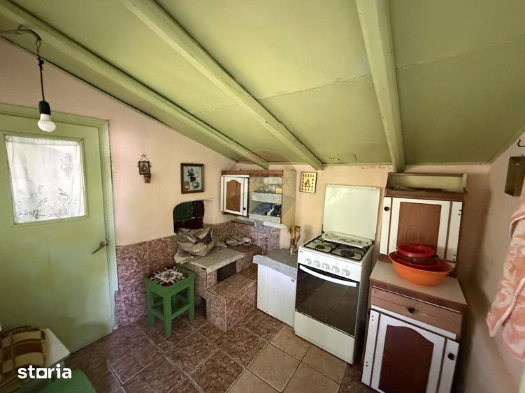 Casă cu 3 camere cu Teren 1459 Mp în Nănești