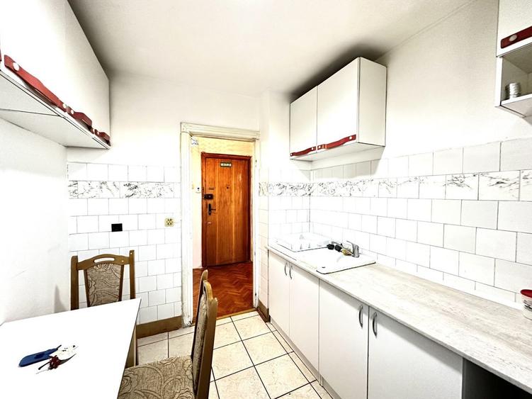 Apartament cu 2 camere decomandat în Complex Studențesc