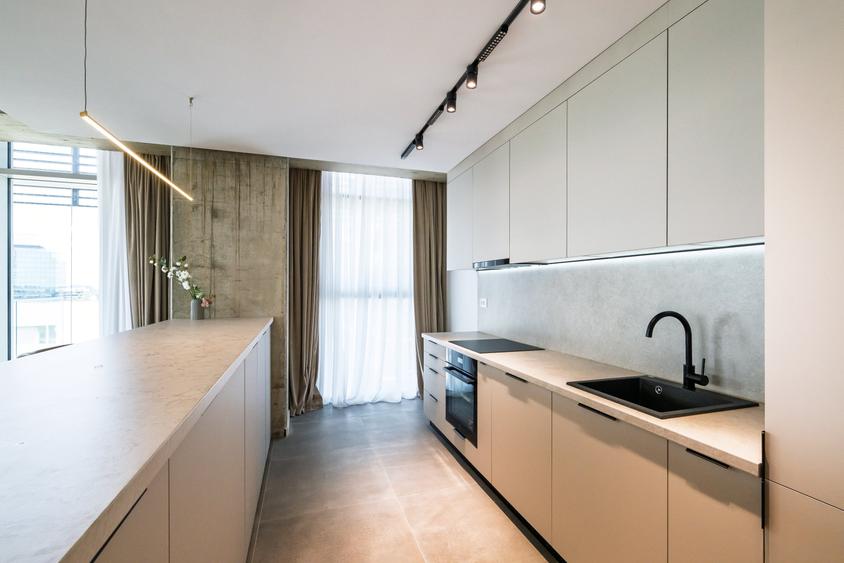 Apartament cu 4 camere în Floreasca