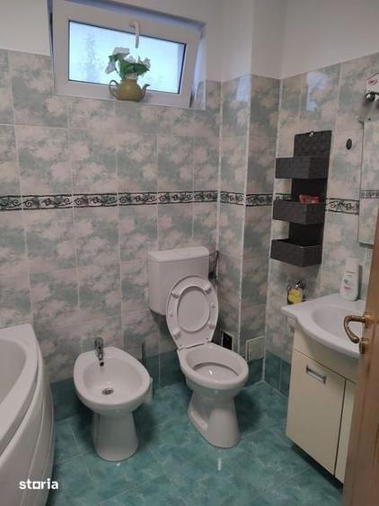Apartament cu 3 camere în Mărăști
