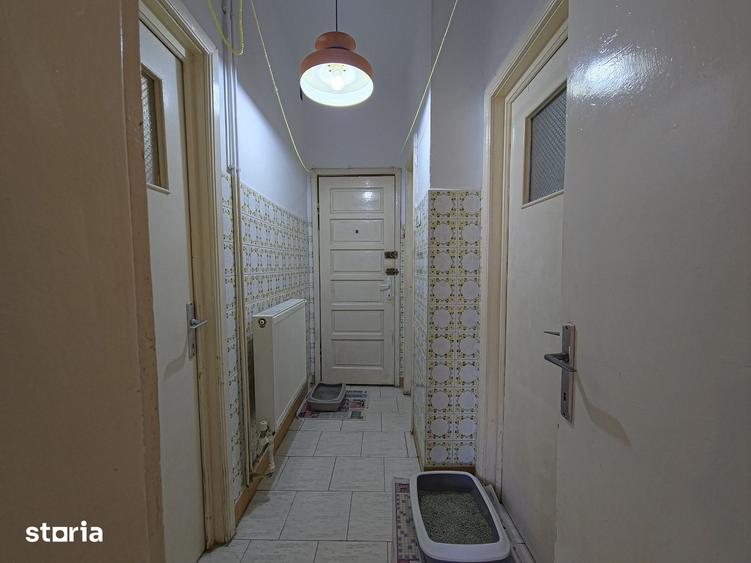 Casă cu 6 camere cu Canalizare în Universitate