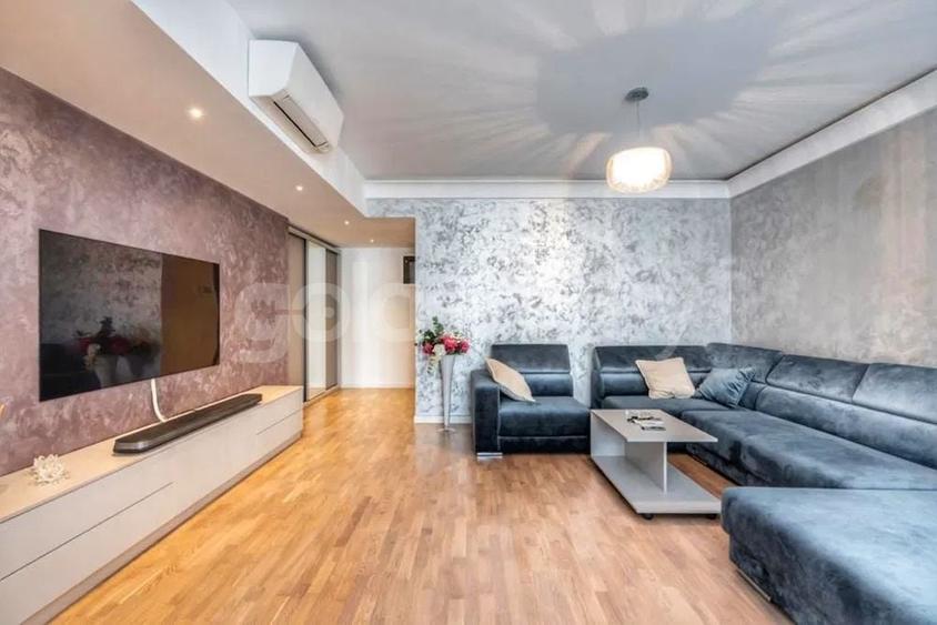 Apartament cu 4 camere decomandat, mobilat în Herăstrău — fotografia 2