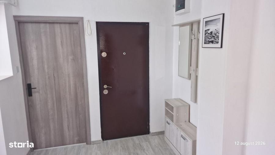 Apartament cu 2 camere decomandat în Exterior Vest