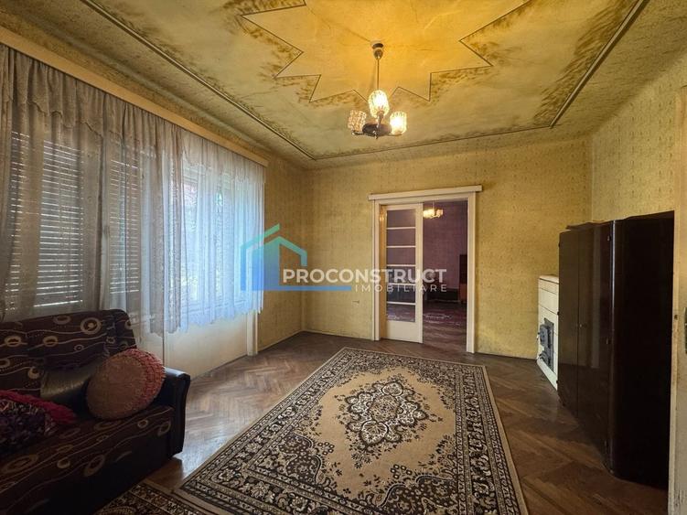 Casă individuală cu 9 camere cu Canalizare în Iosefin