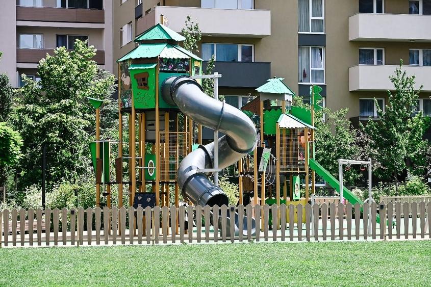 Apartament cu 2 camere decomandat, mobilat în Astra