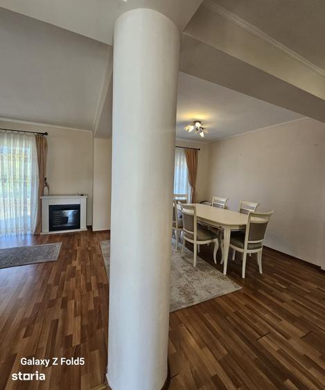 Casă cu 4 camere decomandat cu Teren 300 Mp în Europa