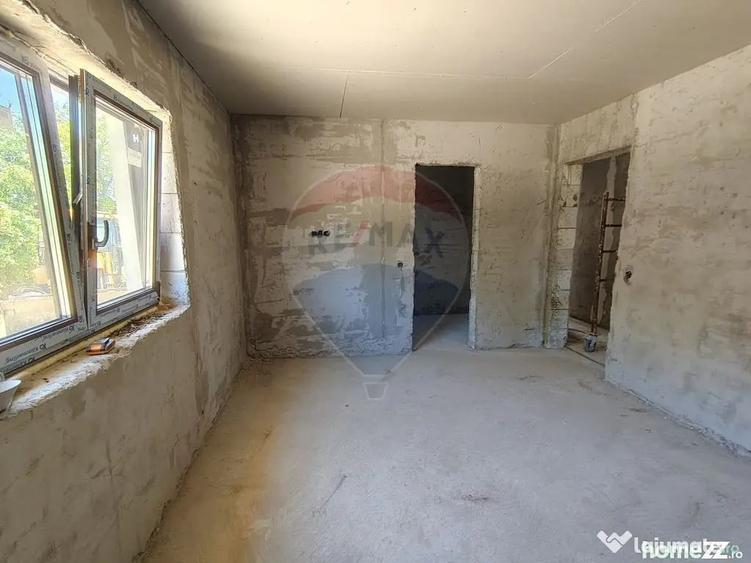 Casă cu 4 camere cu Teren 500 Mp în Tăuții de Sus