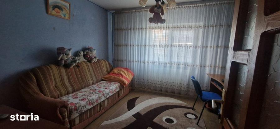 Apartament 3 camere, 77 mp, zona Pelendava - 10