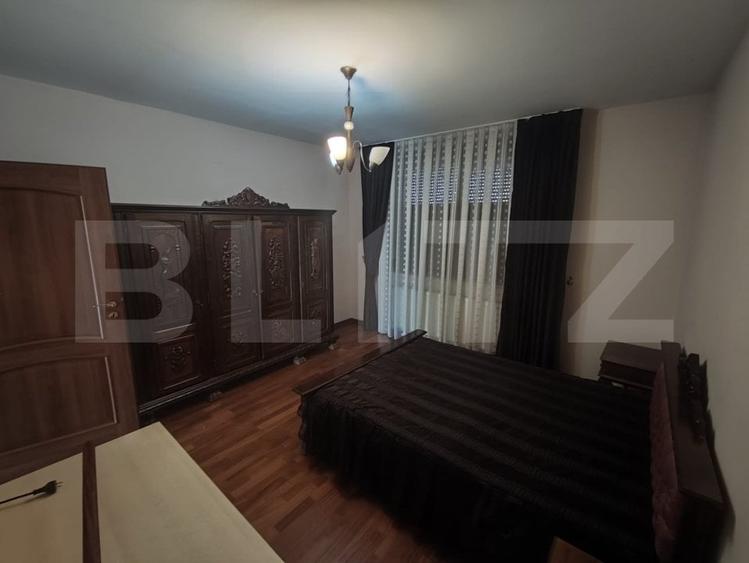 Casă individuală cu 5 camere cu Canalizare în Iosia