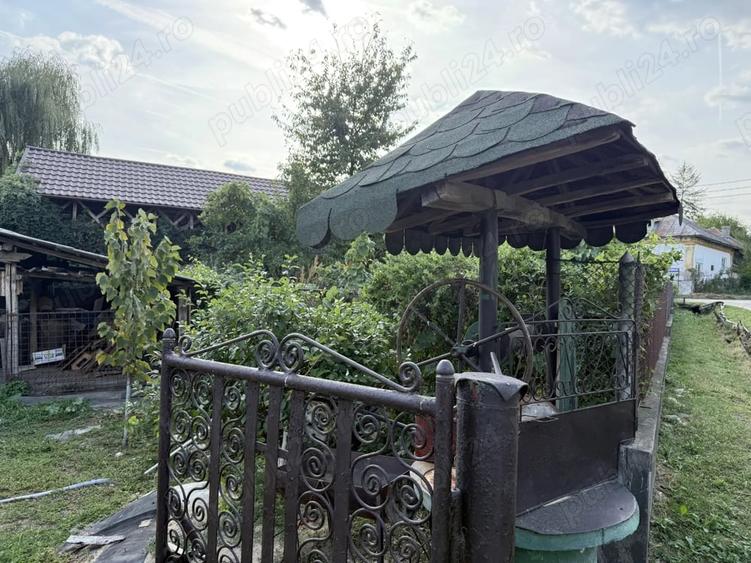 Casă cu 5 camere cu Teren 1754 Mp în Bunești (Mălureni)