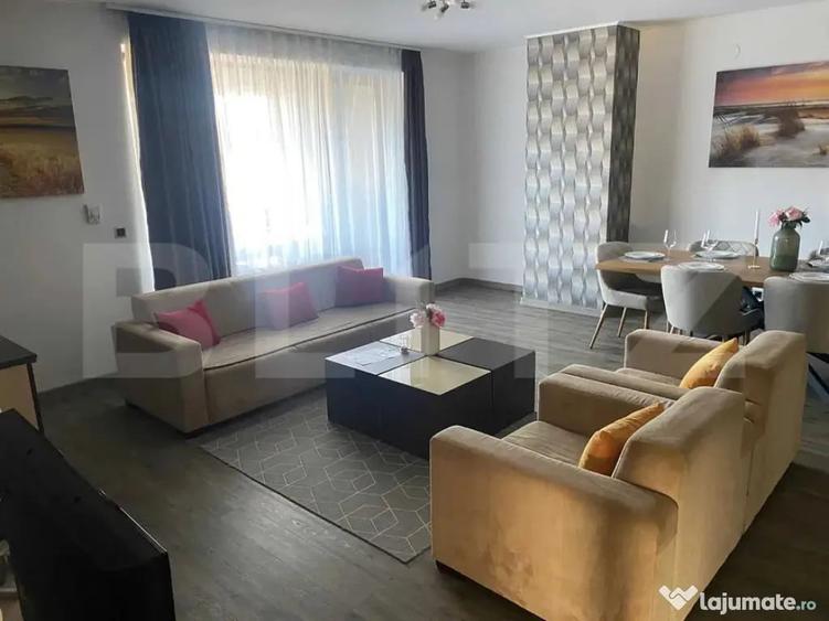 Apartament cu 4 camere decomandat în Poiana Brașov