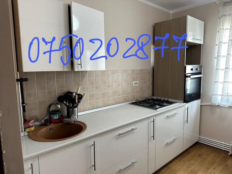 Apartament cu 2 camere semidecomandat în Casa de Cultură