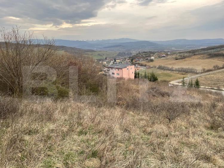 Teren Construcții intravilan de 1525 mp, în Exterior Est
