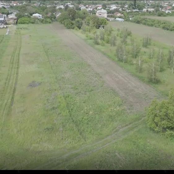 Casă cu 3 camere în Răzvad