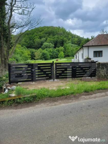 Casă cu 5 camere cu Teren 48000 Mp în Glodghilești