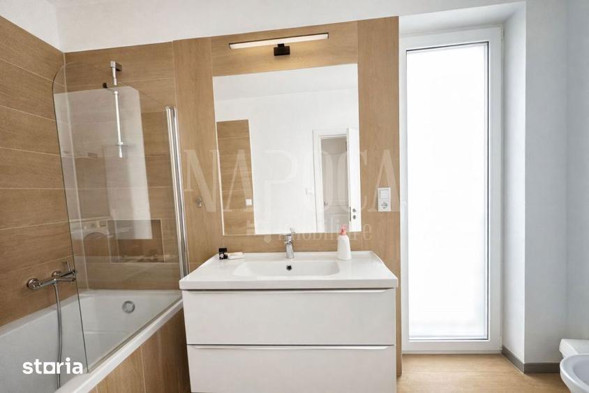 Apartament cu 4 camere decomandat în Europa