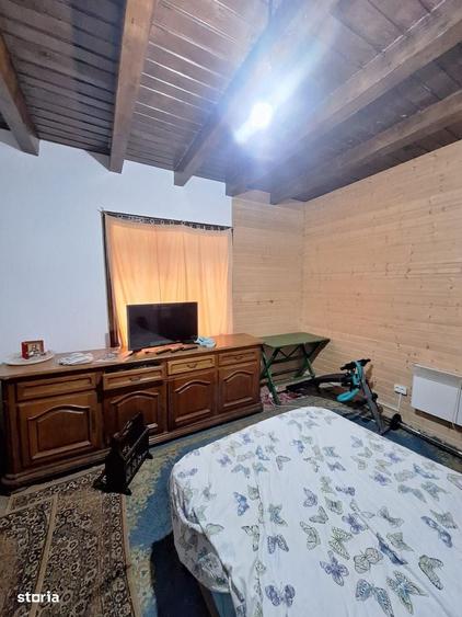 Casă cu 3 camere în Negoești