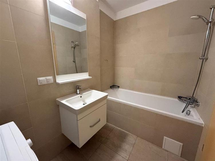 Apartament open space cu parcare si boxa , Coresi Kasper - 14