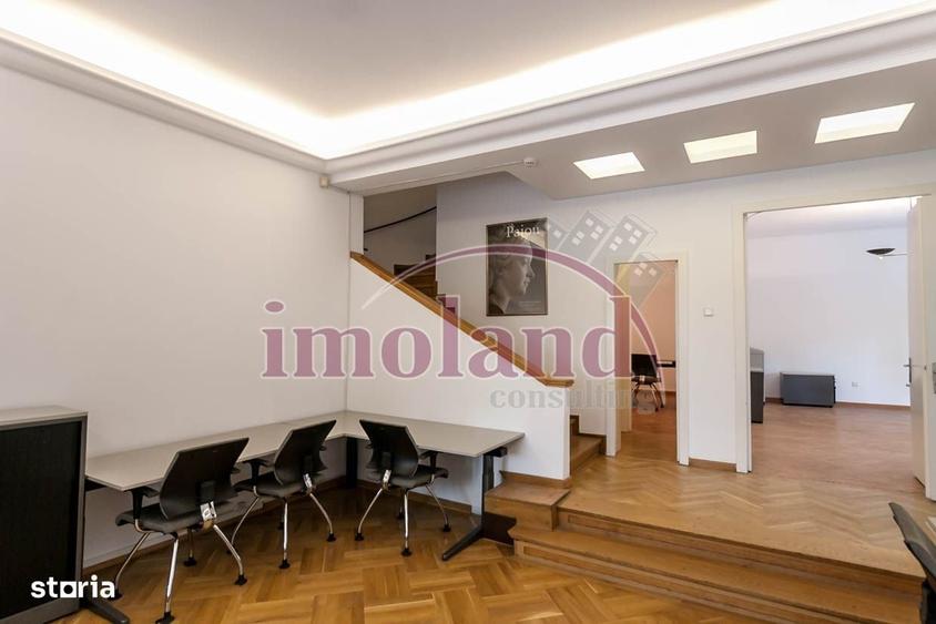 Casă cu 4 camere cu Teren 320 Mp în Dorobanți