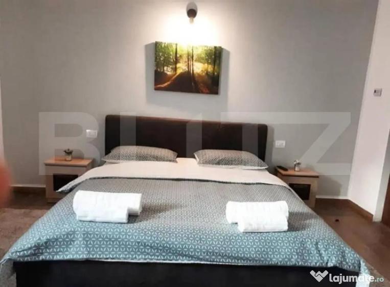 Casă cu 7 camere cu Teren 1200 Mp în Central