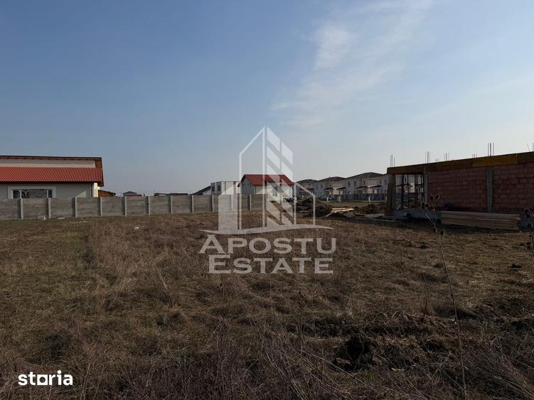 Teren de 600 mp, în Central