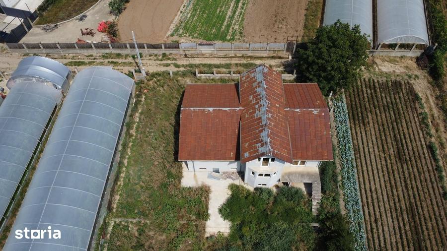 Casă cu 5 camere cu Teren 1322 Mp în Băleni