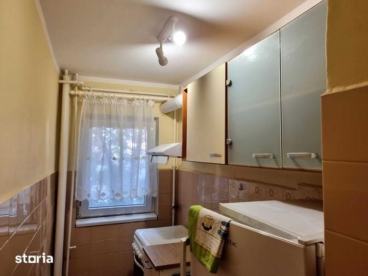 Propietar inchiriez apartament cu 3 camere in Calea Sagului - 1