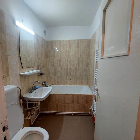 Apartament cu 2 camere semidecomandat în Țiglina 2