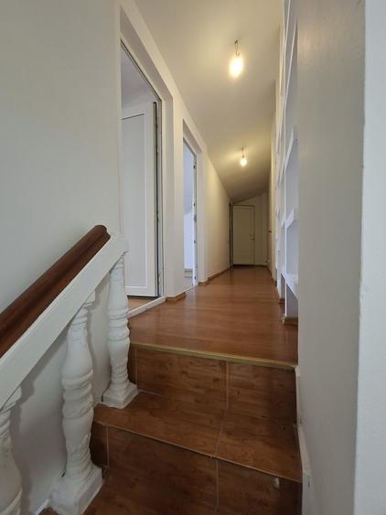 Casă cu 4 camere cu Teren 145 Mp în Unirii