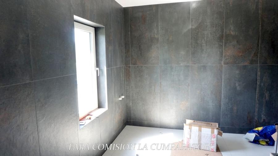 Duplex cu 4 camere cu Canalizare în Bujoreni