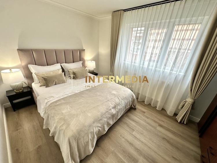 Apartament cu 2 camere semidecomandat, mobilat în Cetate