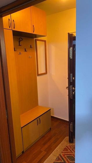 Inchiriez garsoniera pe str.aluminei nr.70 Bl D3 din Oradea - 2