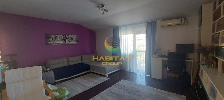 Apartament cu 3 camere decomandat, mobilat în Central