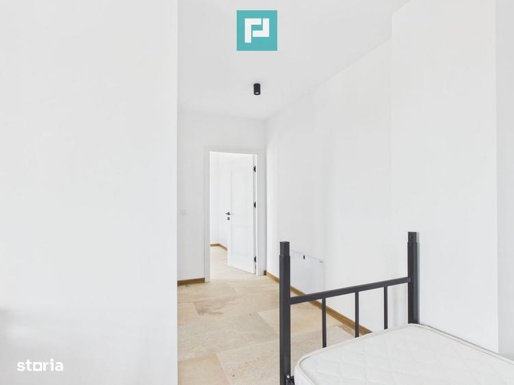 Apartament cu 4 camere semidecomandat în Nădab