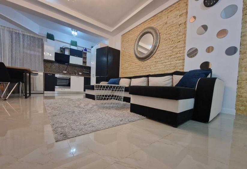 Apartament cu 2 camere decomandat în Central