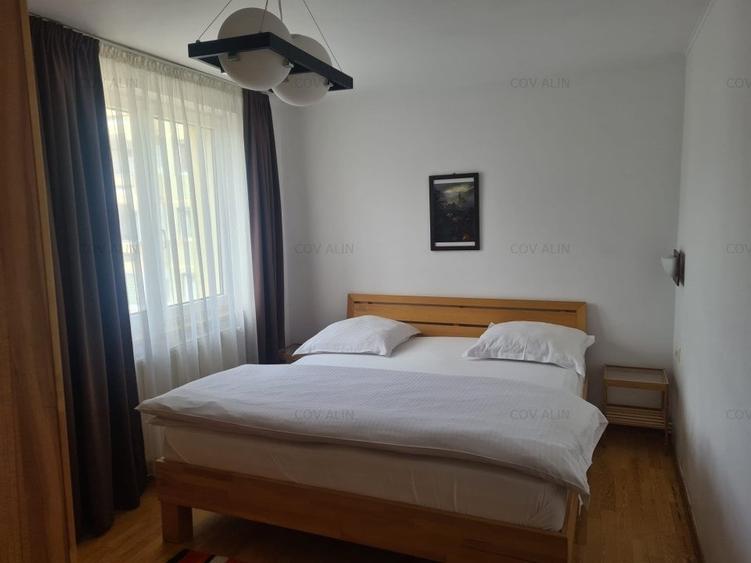 Apartament cu 3 camere decomandat în Griviței