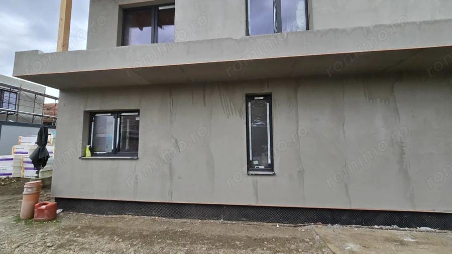 Casă cu 2 camere cu Teren 170 Mp în Sânandrei