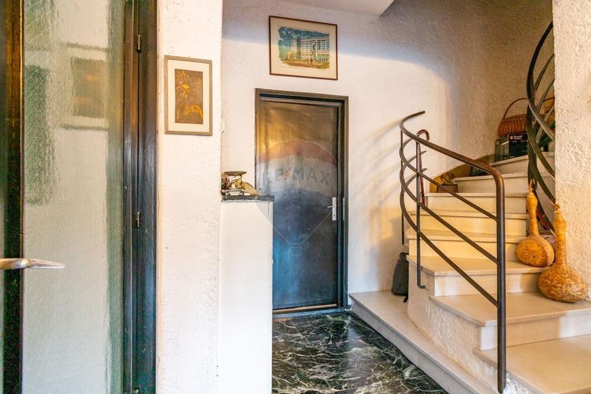 Apartament cu 4 camere circular, mobilat în Primăverii