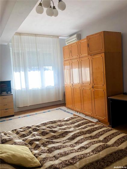 Casă cu 5 camere cu Teren 400 Mp în Mehala