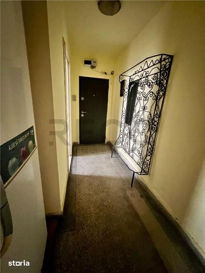 Apartament cu 3 camere decomandat în Rogerius