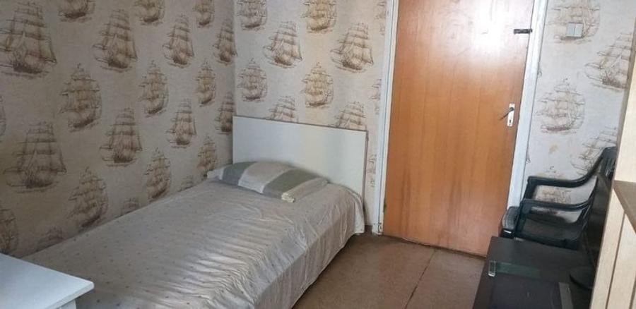 Apartament cu 3 camere decomandat în Obor