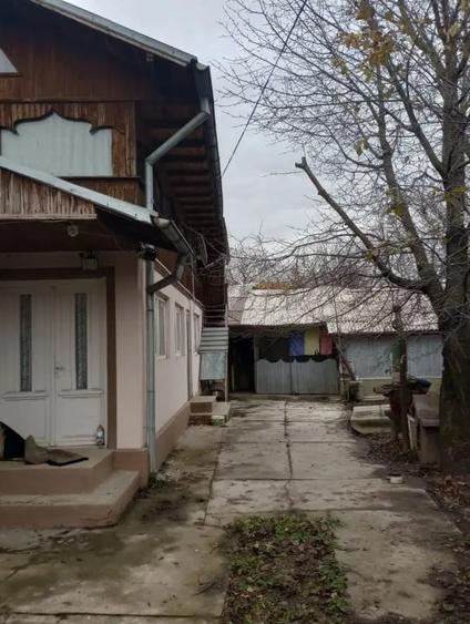 Casă cu 3 camere în Hăbud