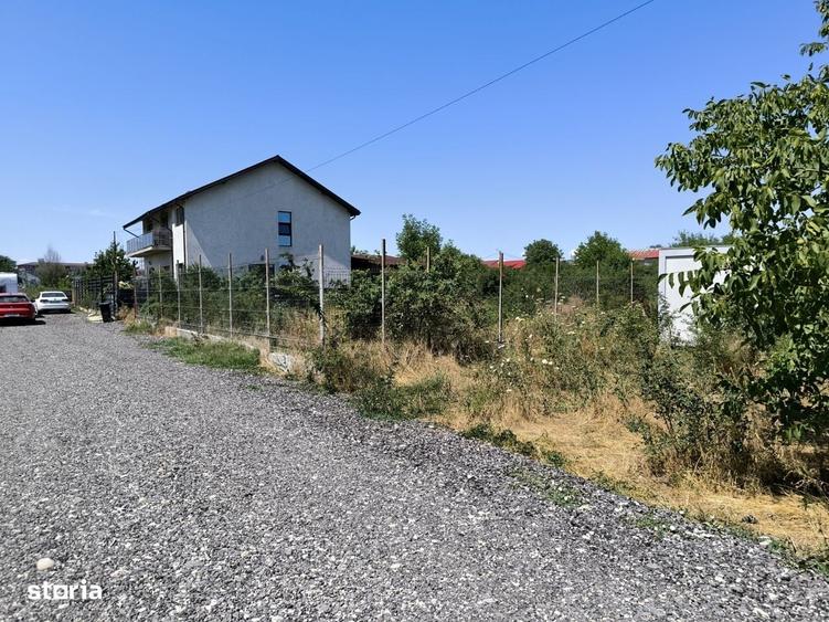 Teren de 583 mp, în Haliu