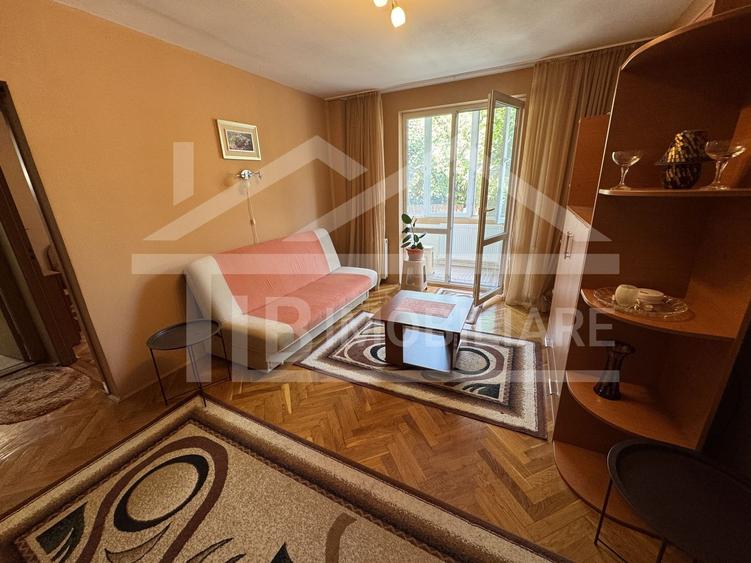 Apartament cu 2 camere decomandat în 7 Noiembrie