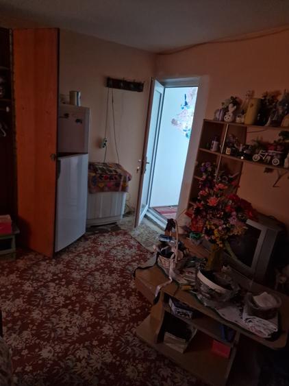 Casă cu 1 camere decomandat în Lumina