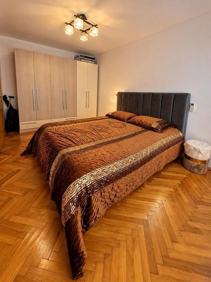 Apartament cu 2 camere decomandat în Girocului